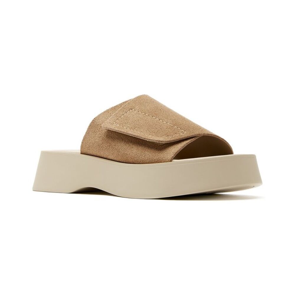 La Canadienne Viv Suede Sandal